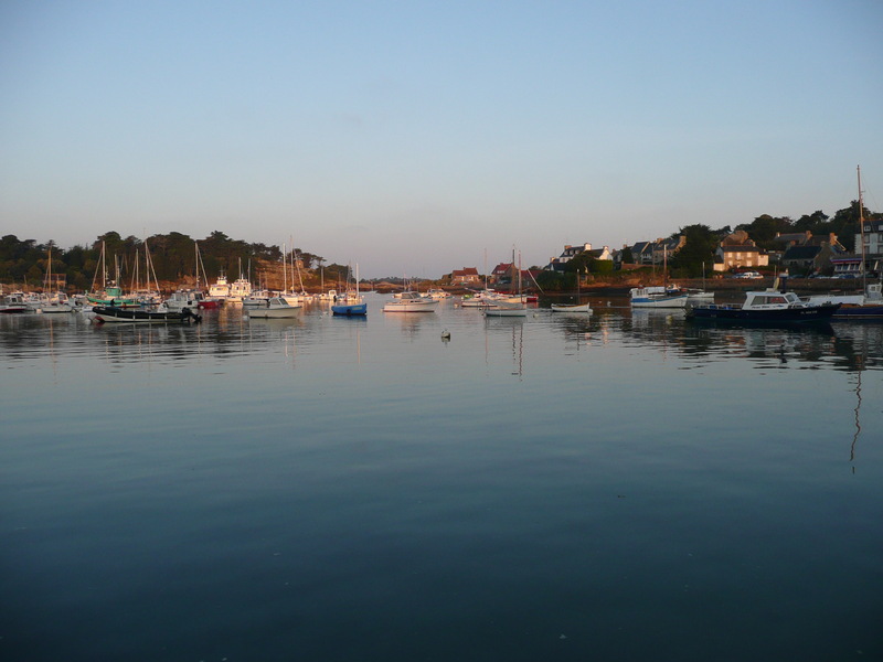 ../photos/2008_Perros-Guirec/photo_20080928_084449_P1020270.JPG