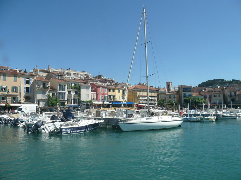 ../photos/2013_Cassis/photo_20130624_050140_P1090974.JPG